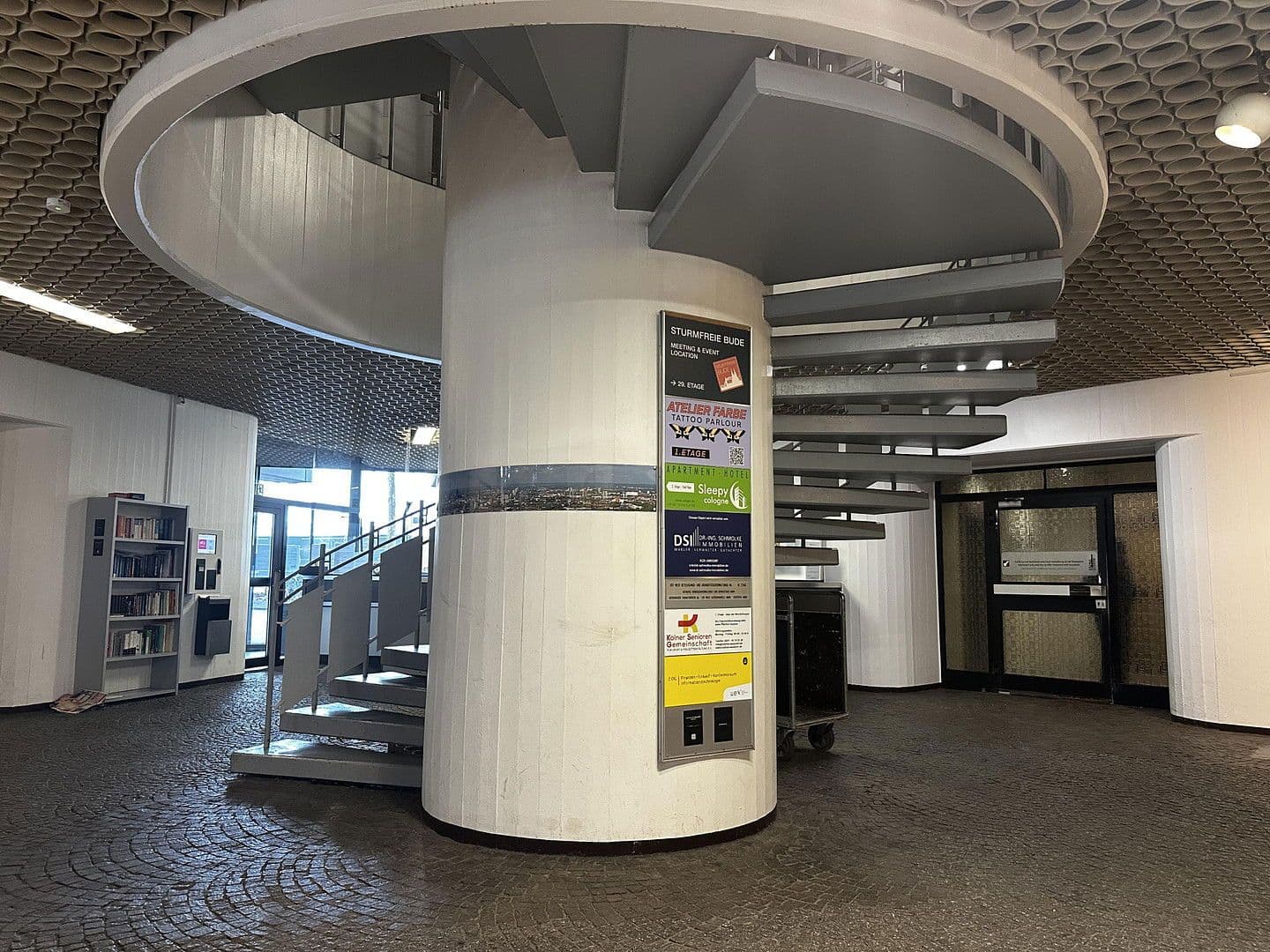 Prodej bytu 2+1 53 m², Luxemburger Straße 124-136, Köln, Severní Porýní-Vestfálsko Prodej bytu 2+1 53 m², Luxemburger Straße 124-136, Köln, Severní Porýní-Vestfálsko