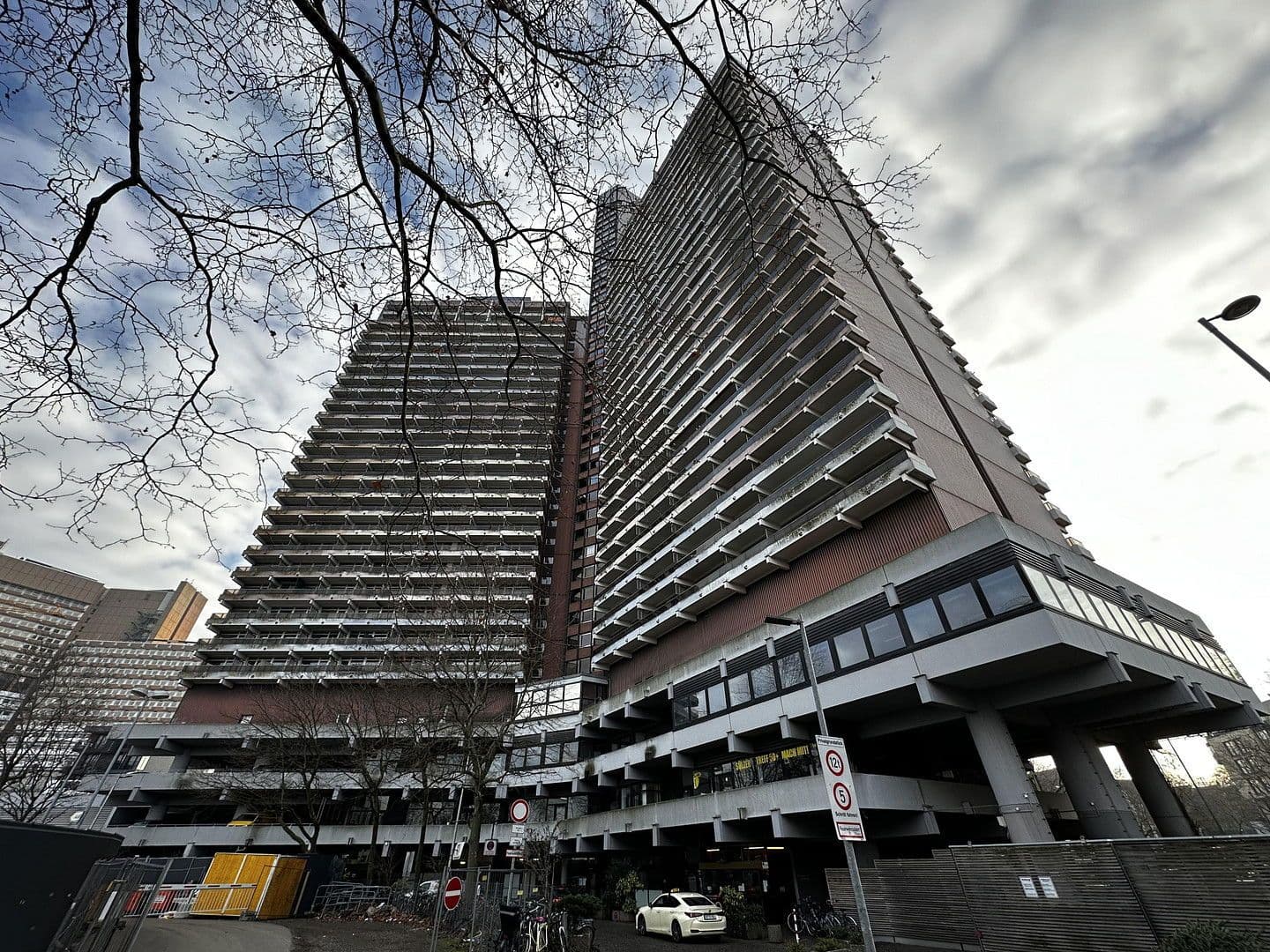 Prodej bytu 2+1 53 m², Luxemburger Straße 124-136, Köln, Severní Porýní-Vestfálsko Prodej bytu 2+1 53 m², Luxemburger Straße 124-136, Köln, Severní Porýní-Vestfálsko
