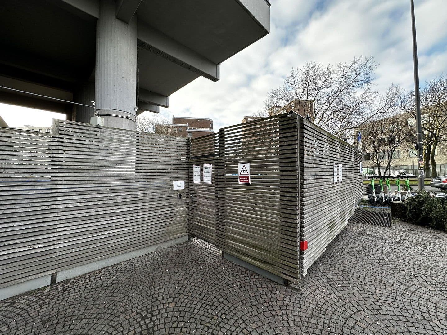 Prodej bytu 2+1 53 m², Luxemburger Straße 124-136, Köln, Severní Porýní-Vestfálsko Prodej bytu 2+1 53 m², Luxemburger Straße 124-136, Köln, Severní Porýní-Vestfálsko