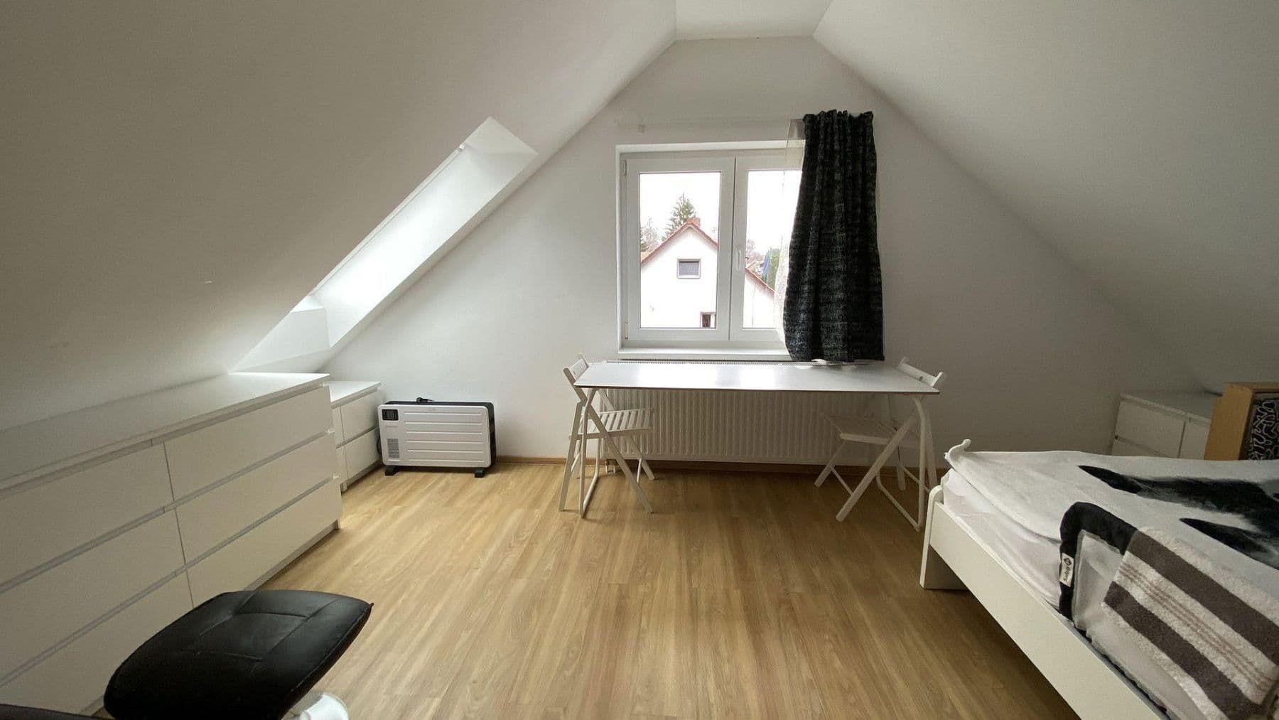 Pronájem domu 87 m², pozemek 200 m², Berlin, Berlín Pronájem domu 87 m², pozemek 200 m², Berlin, Berlín