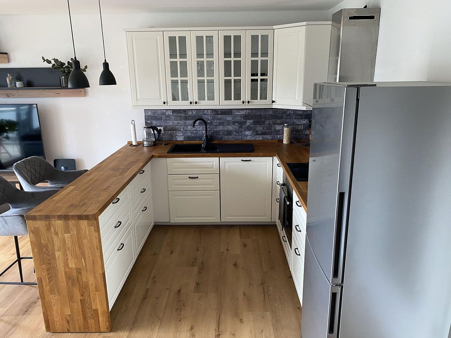 Pronájem bytu 2+1 59 m², Dresdener Straße 1a, Buchloe, Bavorsko Pronájem bytu 2+1 59 m², Dresdener Straße 1a, Buchloe, Bavorsko