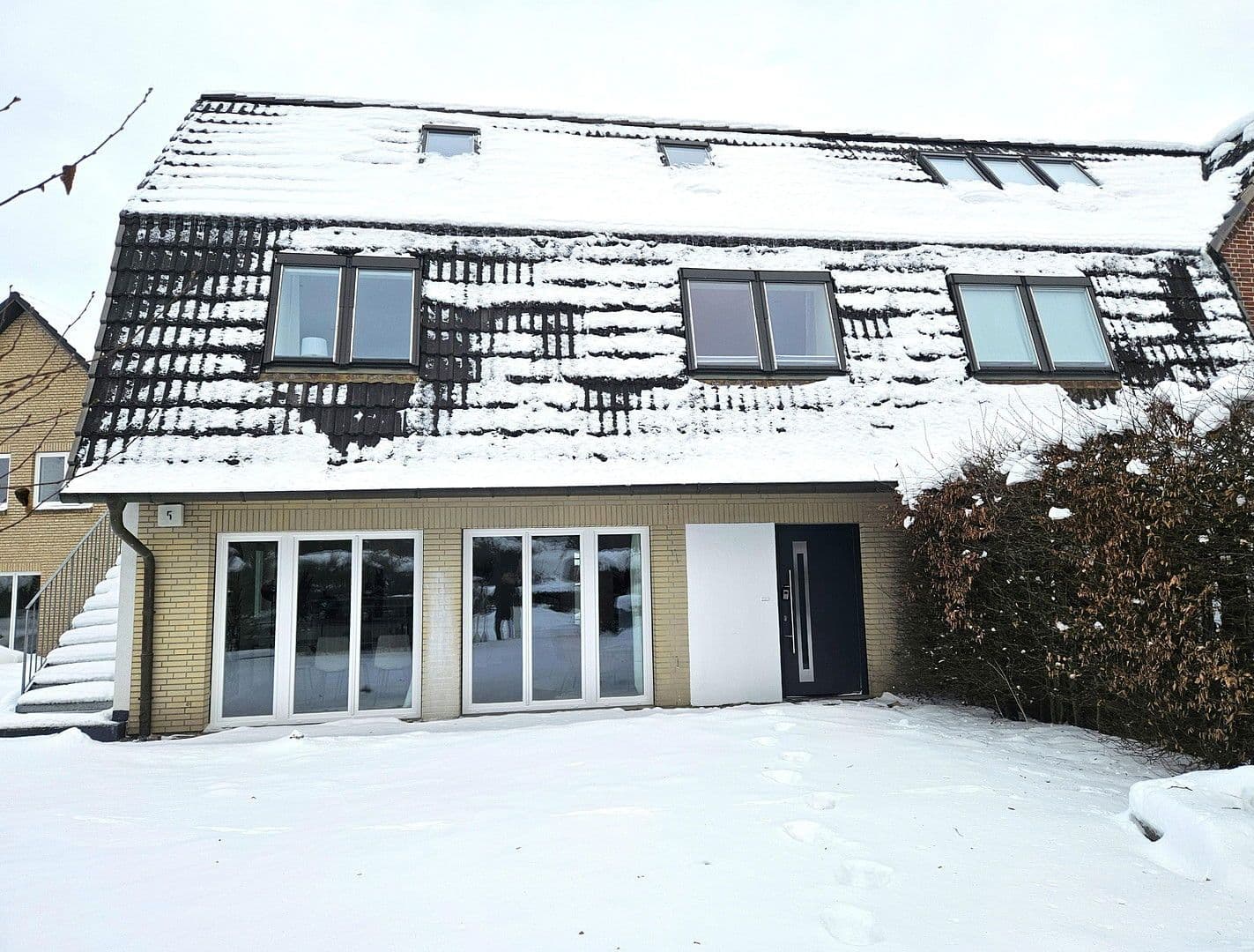 Prodej domu 203 m², pozemek 371 m², Pinneberg, Šlesvicko-Holštýnsko Prodej domu 203 m², pozemek 371 m², Pinneberg, Šlesvicko-Holštýnsko