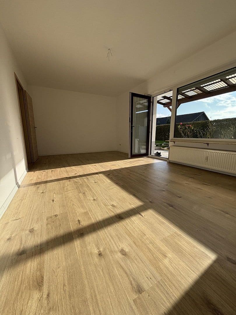 Pronájem bytu 3+1 82 m², Treschklinger Str. 57, Bad Rappenau, Bádensko-Württembersko Pronájem bytu 3+1 82 m², Treschklinger Str. 57, Bad Rappenau, Bádensko-Württembersko