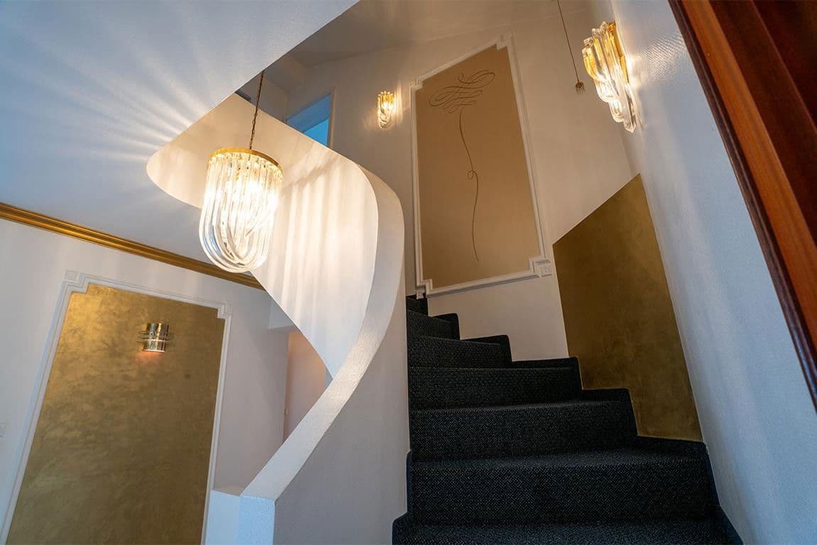 Prodej domu 332 m², pozemek 637 m², Untergruppenbach, Bádensko-Württembersko Prodej domu 332 m², pozemek 637 m², Untergruppenbach, Bádensko-Württembersko