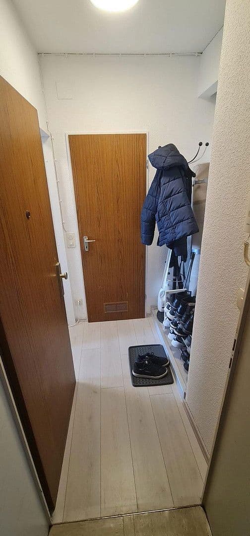 Pronájem bytu 1+1 30 m², Erlangen Büchenbach, Bavorsko Pronájem bytu 1+1 30 m², Erlangen Büchenbach, Bavorsko