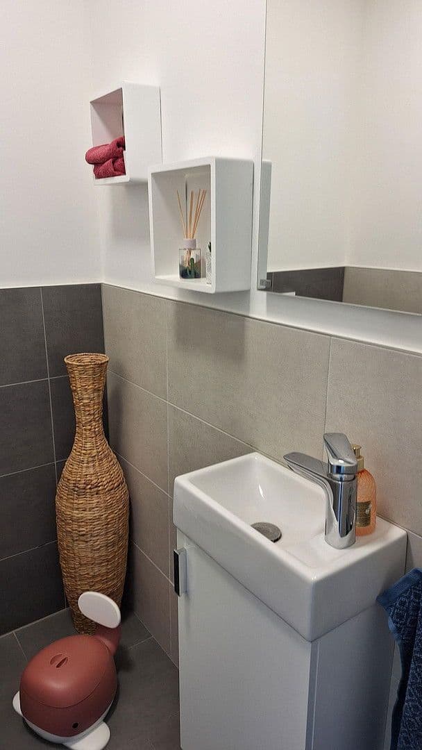 Prodej bytu 3+1 72 m², Anna-dengel-straße 4, Innsbruck, Tyrolsko Prodej bytu 3+1 72 m², Anna-dengel-straße 4, Innsbruck, Tyrolsko