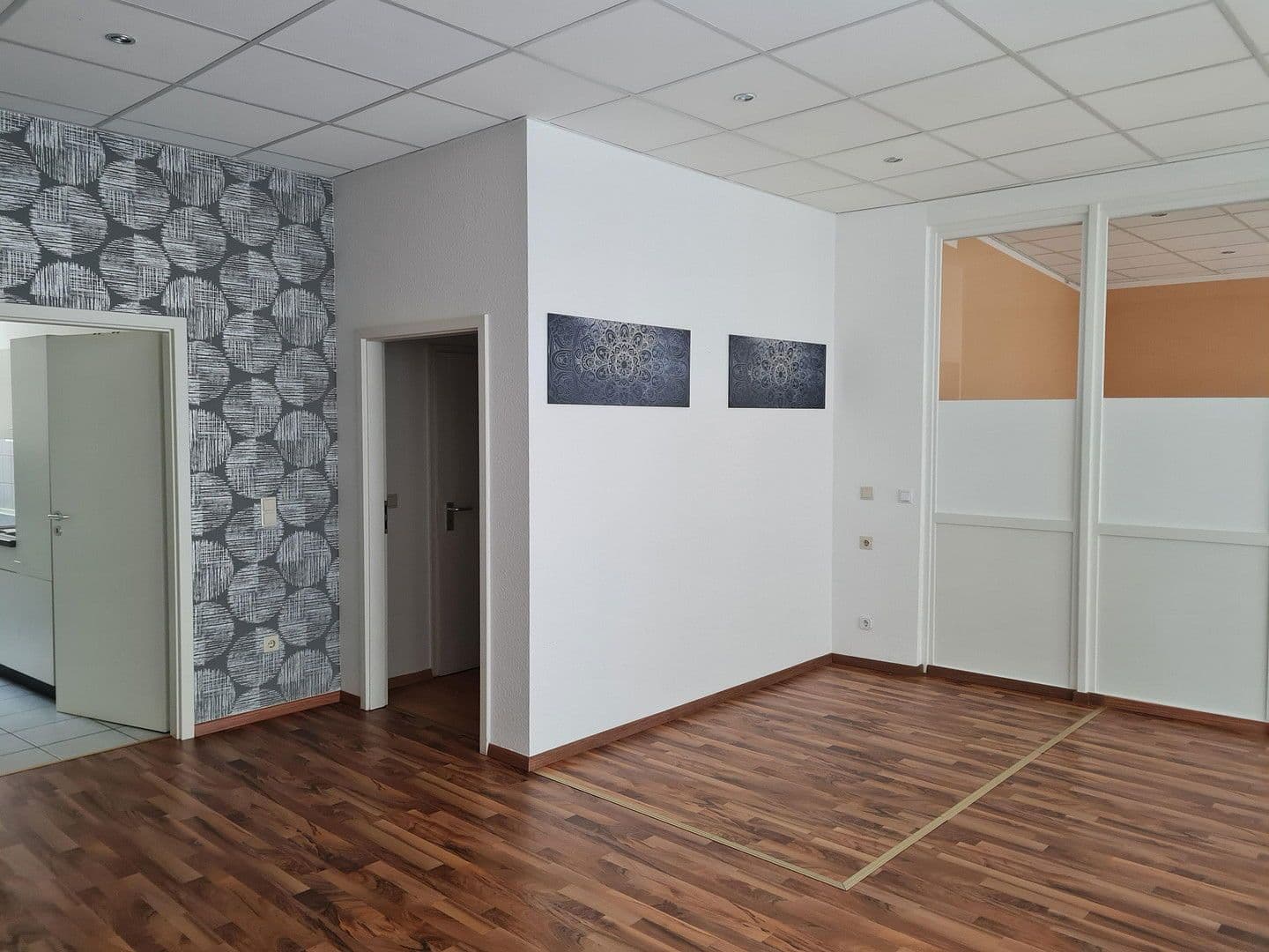 Pronájem kanceláře 73 m², Wurzen, Sasko Pronájem kanceláře 73 m², Wurzen, Sasko