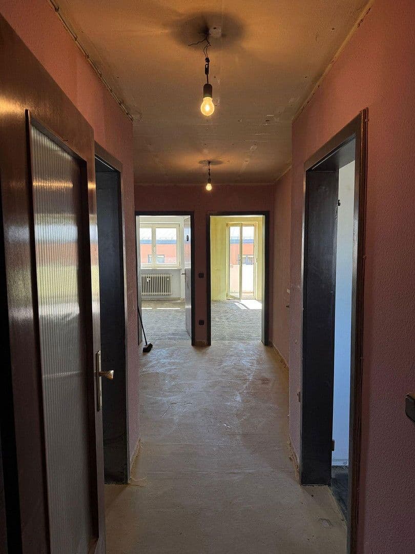 Prodej bytu 3+1 83 m², Schulstraße 2, Unterhaching, Bavorsko Prodej bytu 3+1 83 m², Schulstraße 2, Unterhaching, Bavorsko