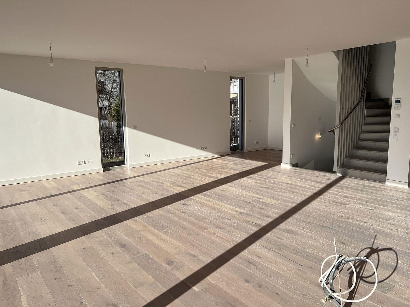 Prodej domu 218 m², pozemek 300 m², Krailling, Bavorsko Prodej domu 218 m², pozemek 300 m², Krailling, Bavorsko