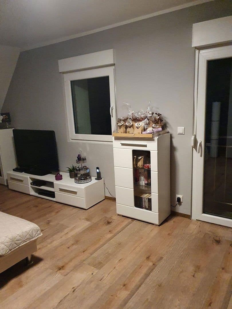 Prodej domu 119 m², pozemek 920 m², Kirchhain, Hessen Prodej domu 119 m², pozemek 920 m², Kirchhain, Hessen