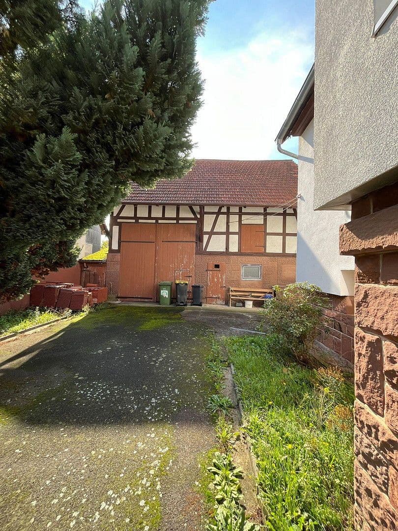 Prodej domu 119 m², pozemek 920 m², Kirchhain, Hessen Prodej domu 119 m², pozemek 920 m², Kirchhain, Hessen