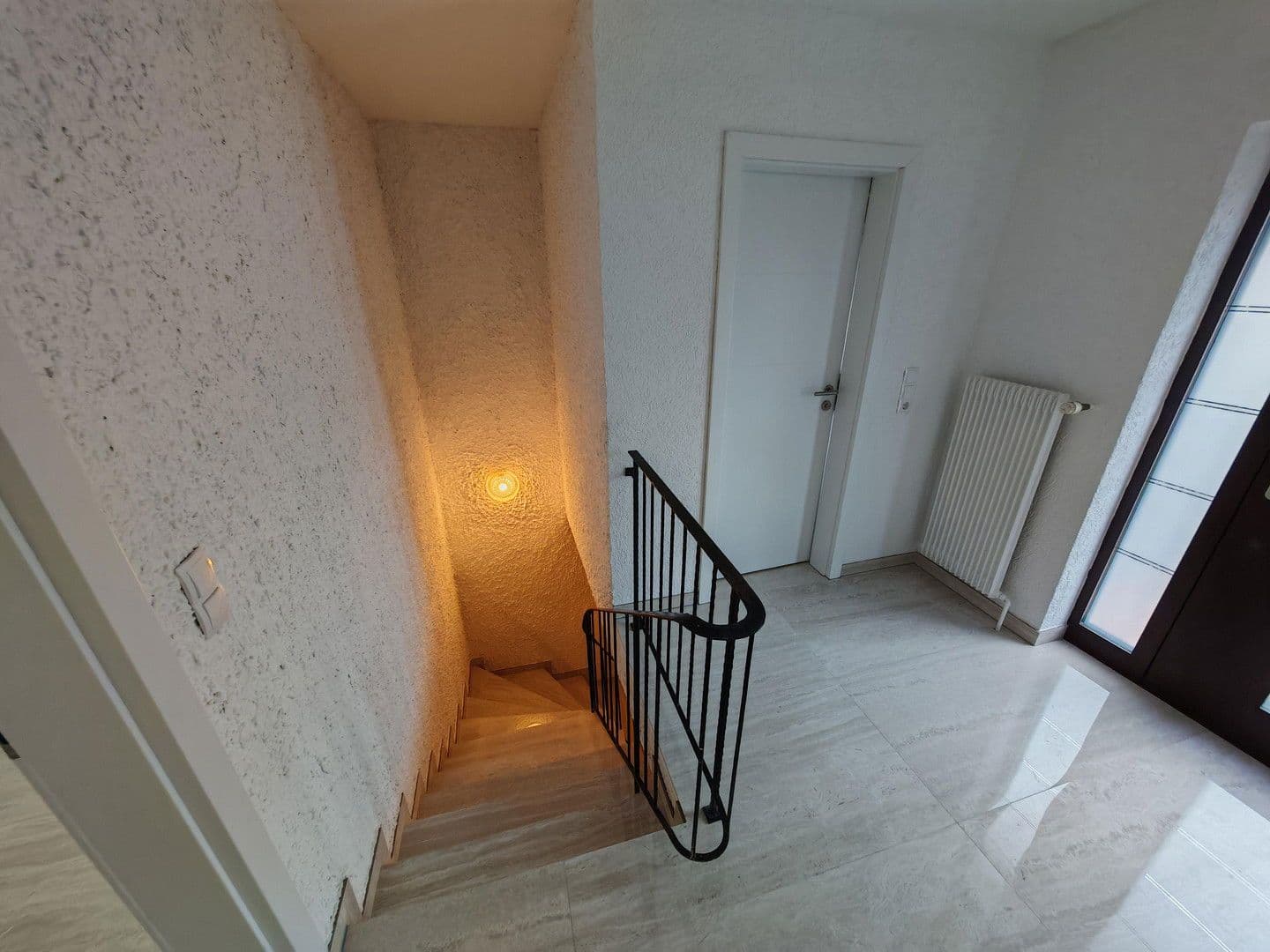 Prodej domu 230 m², pozemek 334 m², Frankenthal, Porýní-Falc Prodej domu 230 m², pozemek 334 m², Frankenthal, Porýní-Falc