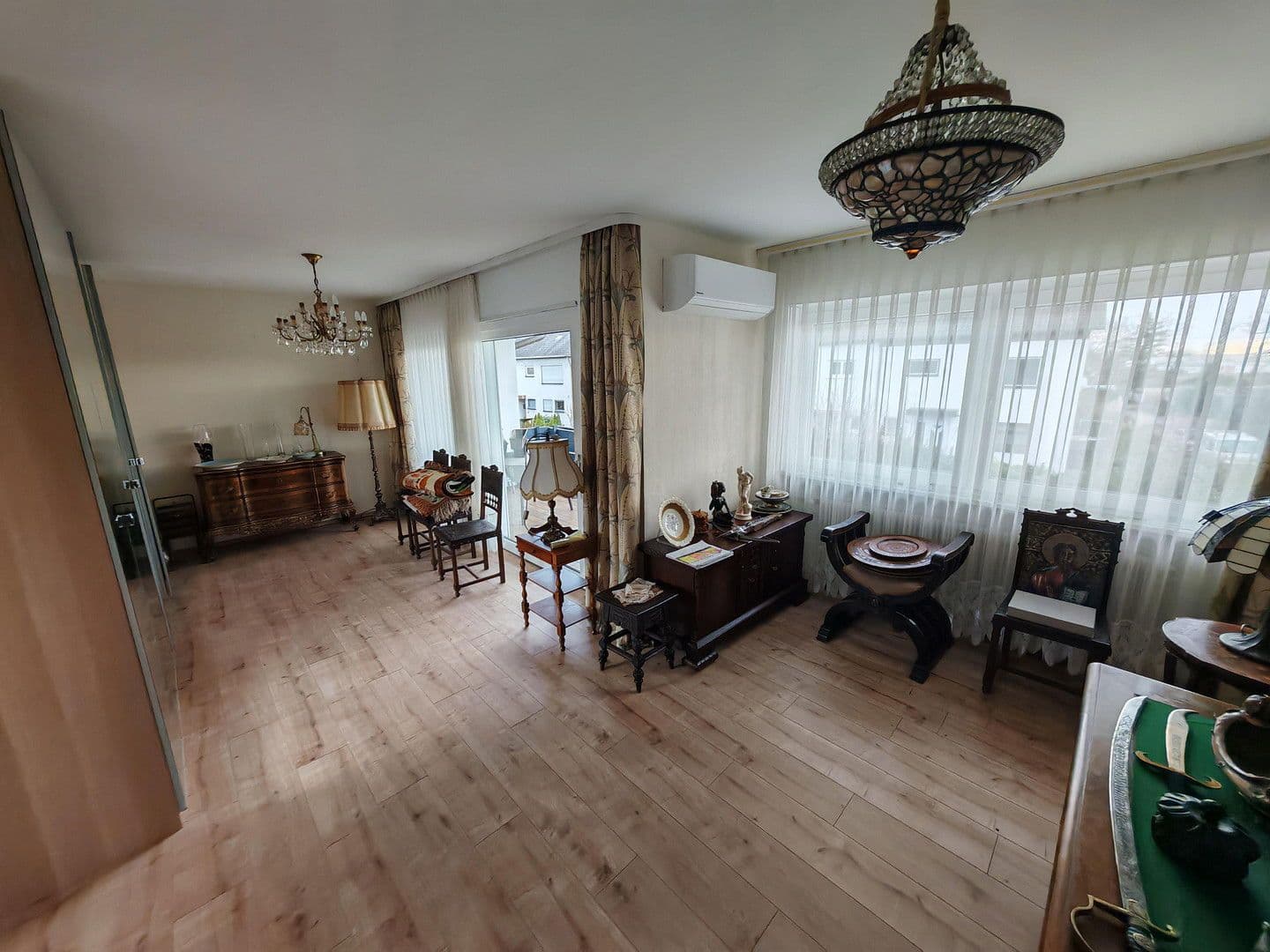 Prodej domu 230 m², pozemek 334 m², Frankenthal, Porýní-Falc Prodej domu 230 m², pozemek 334 m², Frankenthal, Porýní-Falc