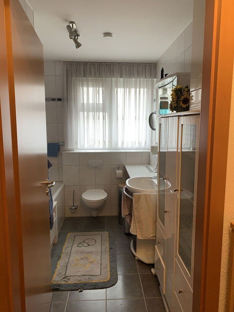 Pronájem bytu 3+kk 87 m², Nürtingen, Bádensko-Württembersko Pronájem bytu 3+kk 87 m², Nürtingen, Bádensko-Württembersko