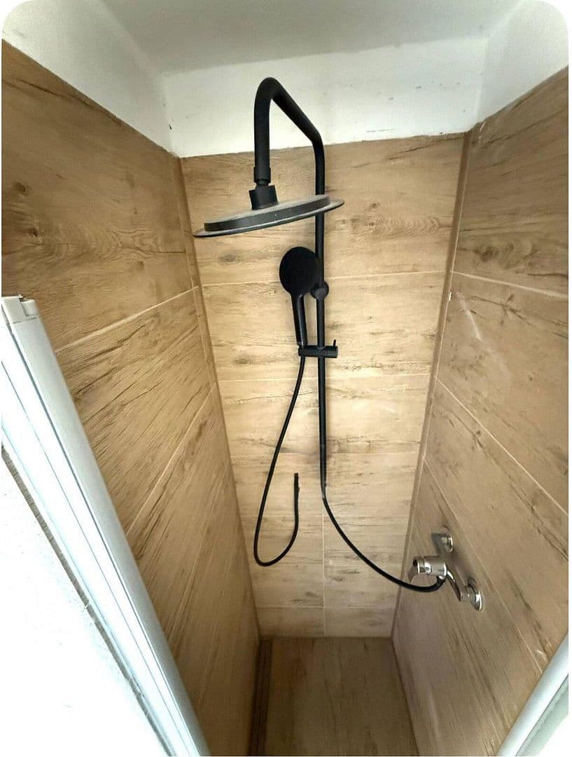 Pronájem bytu 1+1 12 m², Kriegerstraße. 12, Stuttgart, Bádensko-Württembersko Pronájem bytu 1+1 12 m², Kriegerstraße. 12, Stuttgart, Bádensko-Württembersko