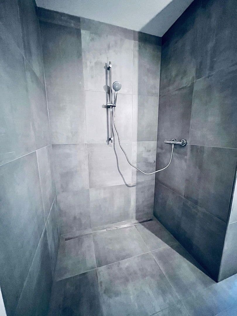 Prodej bytu 3+1 111 m², Meisenweg 8, Röttenbach, Bavorsko Prodej bytu 3+1 111 m², Meisenweg 8, Röttenbach, Bavorsko