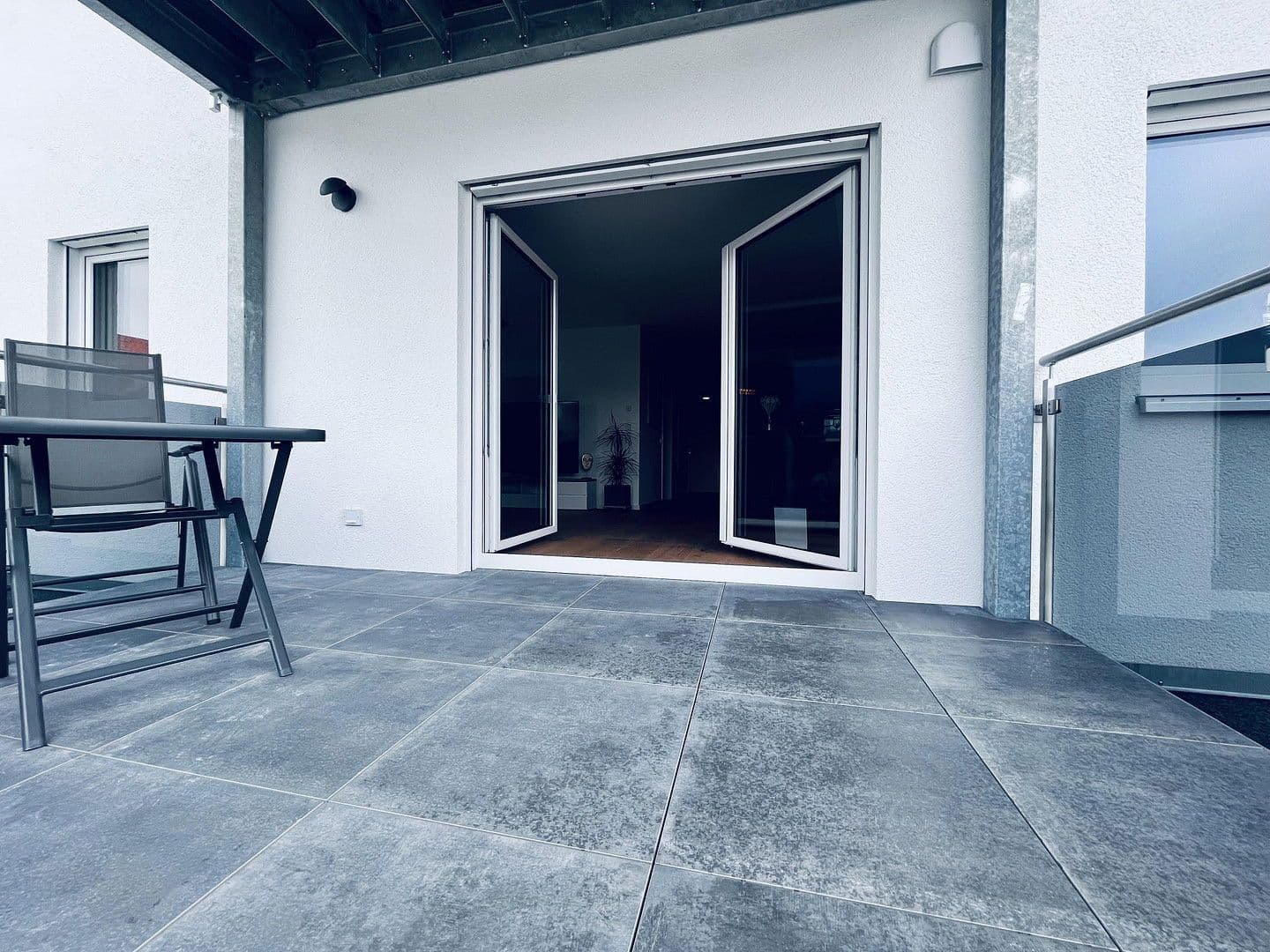 Prodej bytu 3+1 111 m², Meisenweg 8, Röttenbach, Bavorsko Prodej bytu 3+1 111 m², Meisenweg 8, Röttenbach, Bavorsko