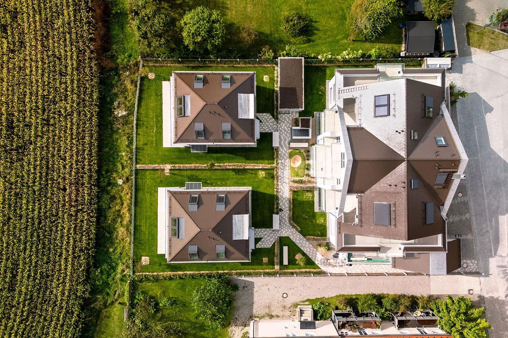 Prodej domu 218 m², pozemek 350 m², München, Bavorsko Prodej domu 218 m², pozemek 350 m², München, Bavorsko