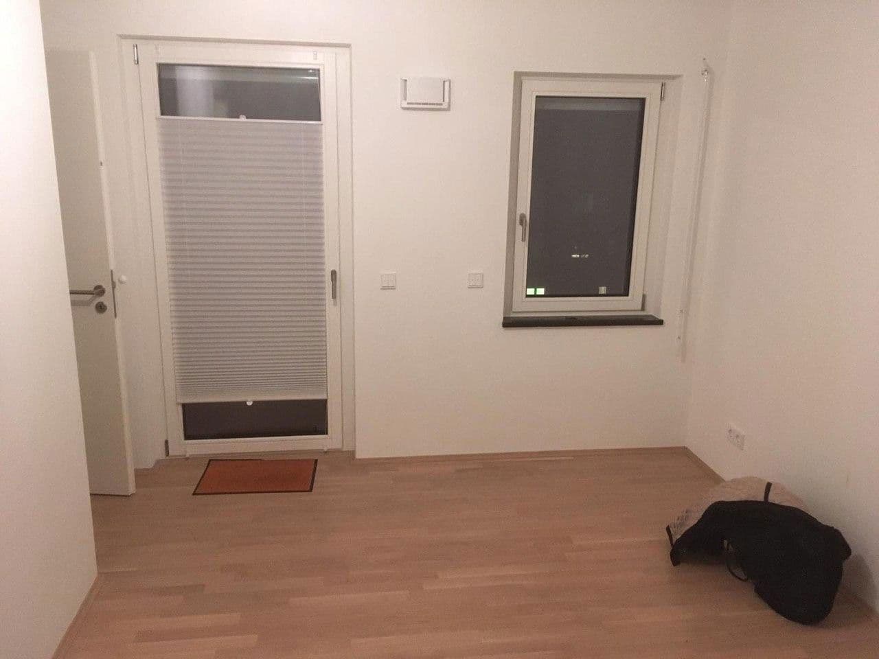 Pronájem bytu 21 m², Konrad-Celtis-Str. 91, München, Bavorsko Pronájem bytu 21 m², Konrad-Celtis-Str. 91, München, Bavorsko