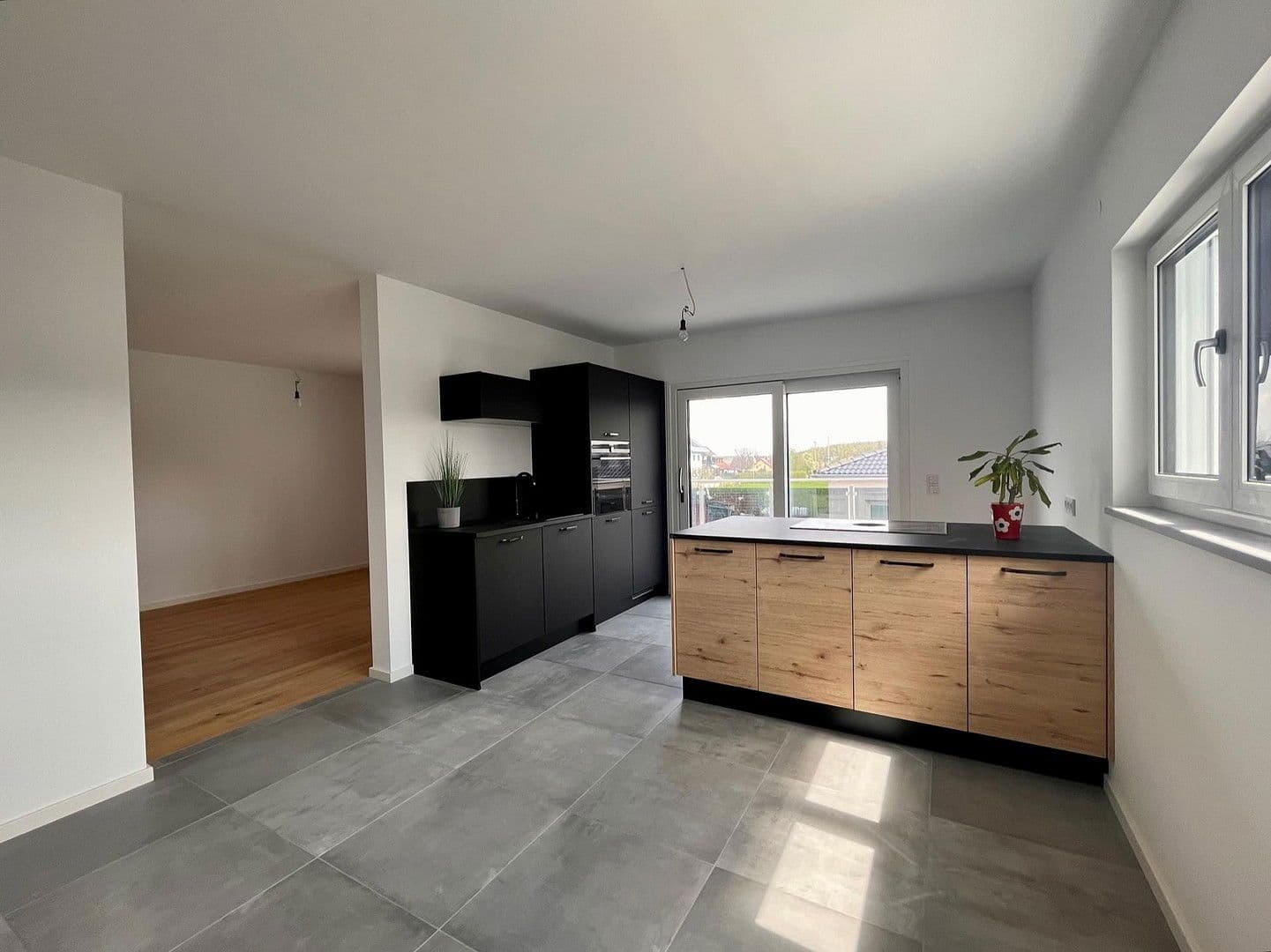 Prodej bytu 3+kk 103 m², Meisenweg 8, Röttenbach, Bavorsko Prodej bytu 3+kk 103 m², Meisenweg 8, Röttenbach, Bavorsko