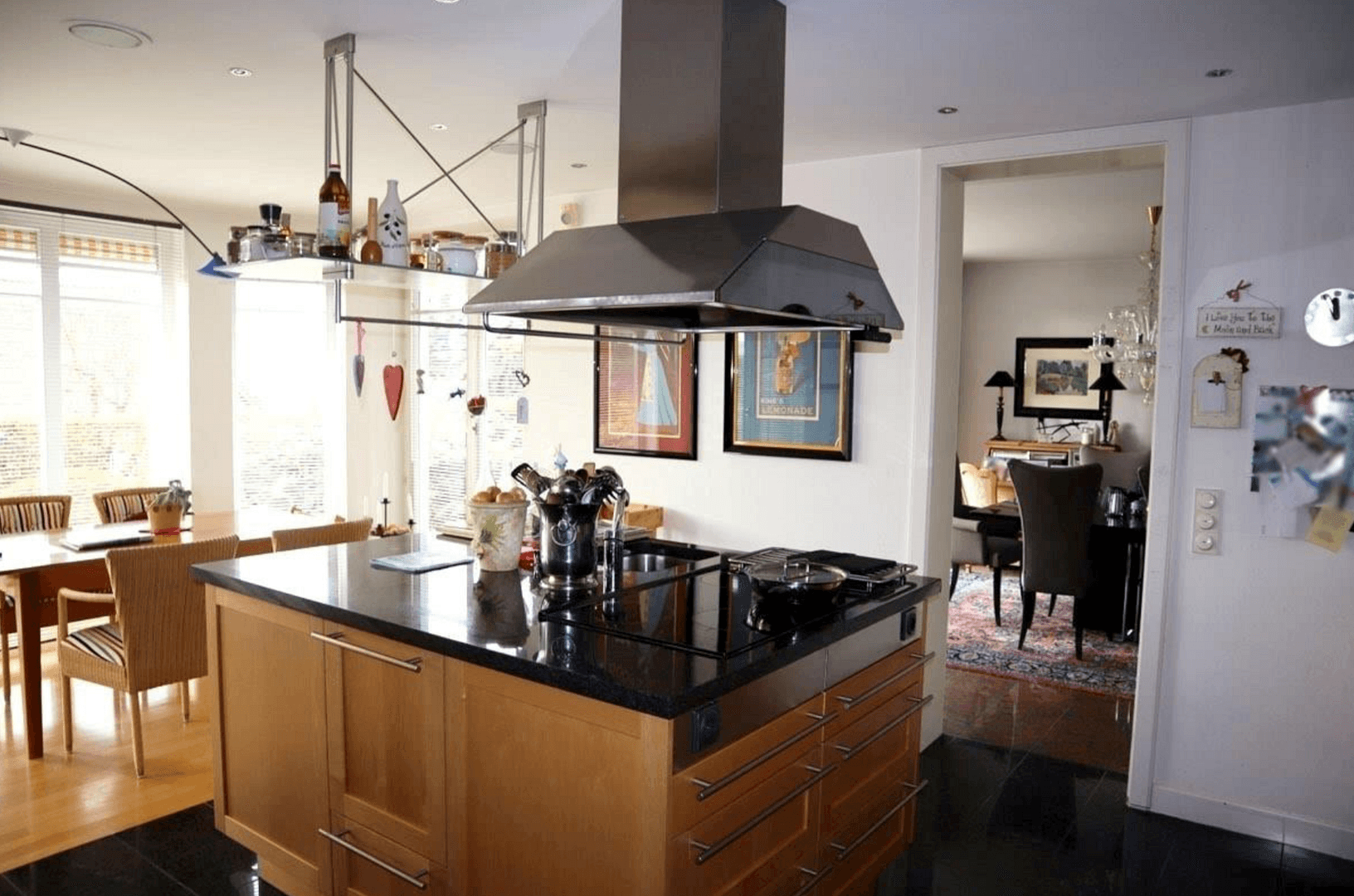 Prodej domu 350 m², pozemek 1.387 m², Flieden, Hessen Prodej domu 350 m², pozemek 1.387 m², Flieden, Hessen