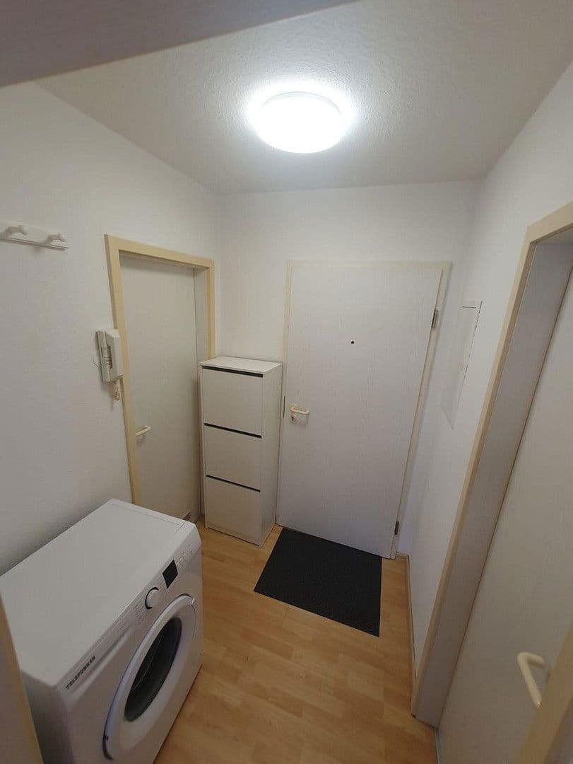 Pronájem bytu 1+1 31 m², Wolfringstraße 14, Fürth, Bavorsko Pronájem bytu 1+1 31 m², Wolfringstraße 14, Fürth, Bavorsko