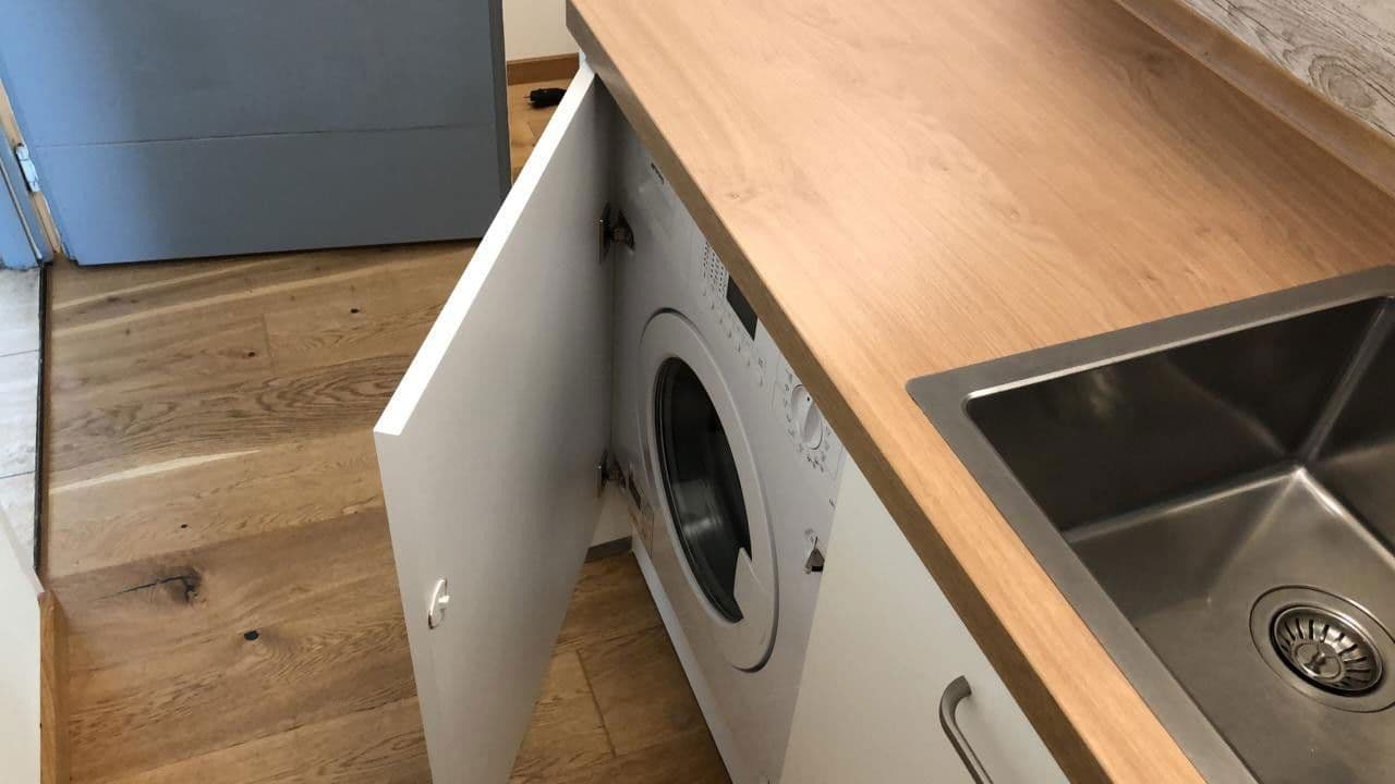 Pronájem bytu 1+1 30 m², Uhdestraße 45, München, Bavorsko Pronájem bytu 1+1 30 m², Uhdestraße 45, München, Bavorsko