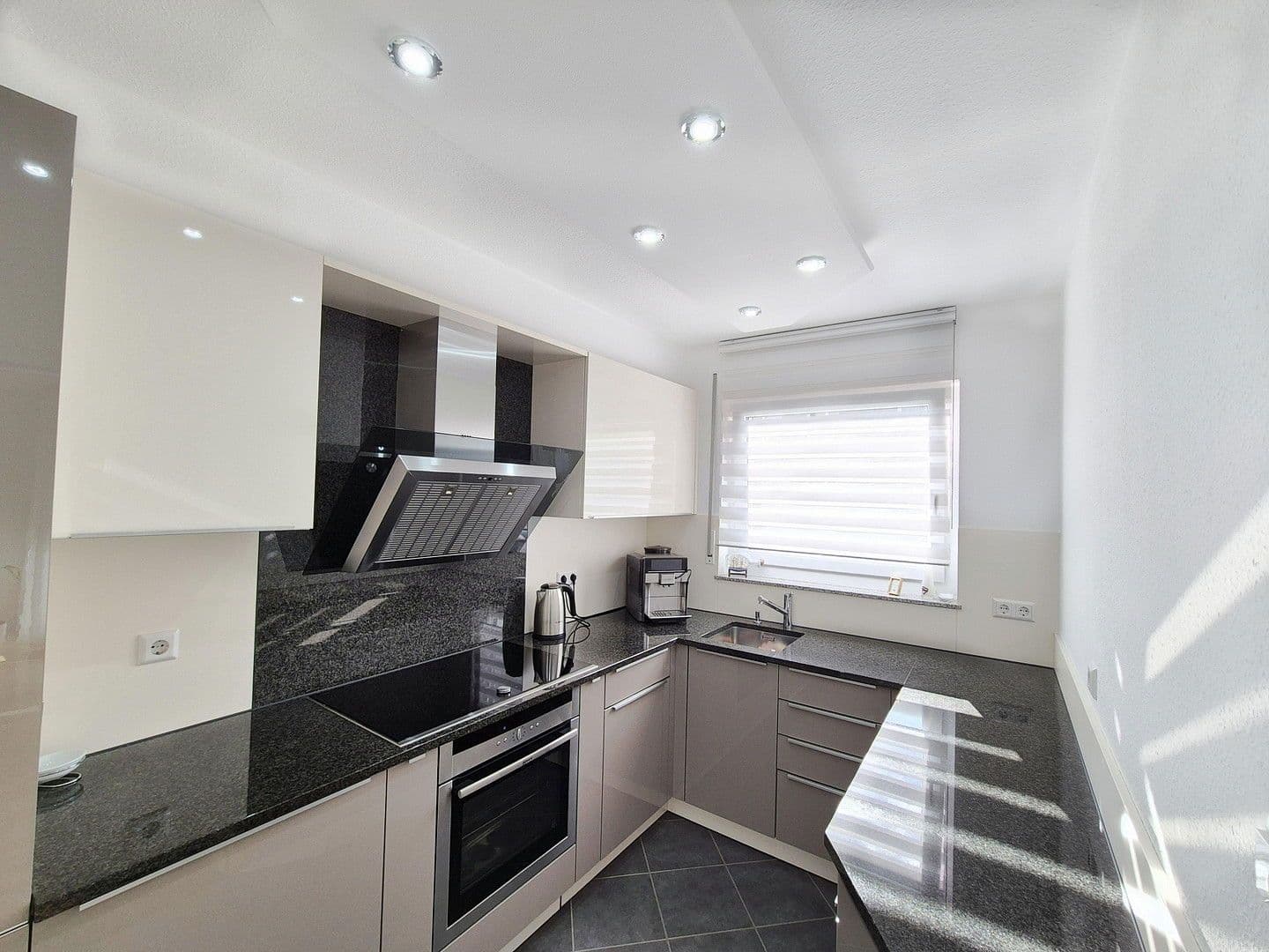 Prodej bytu 4+kk 112 m², Remseck am Neckar, Bádensko-Württembersko Prodej bytu 4+kk 112 m², Remseck am Neckar, Bádensko-Württembersko