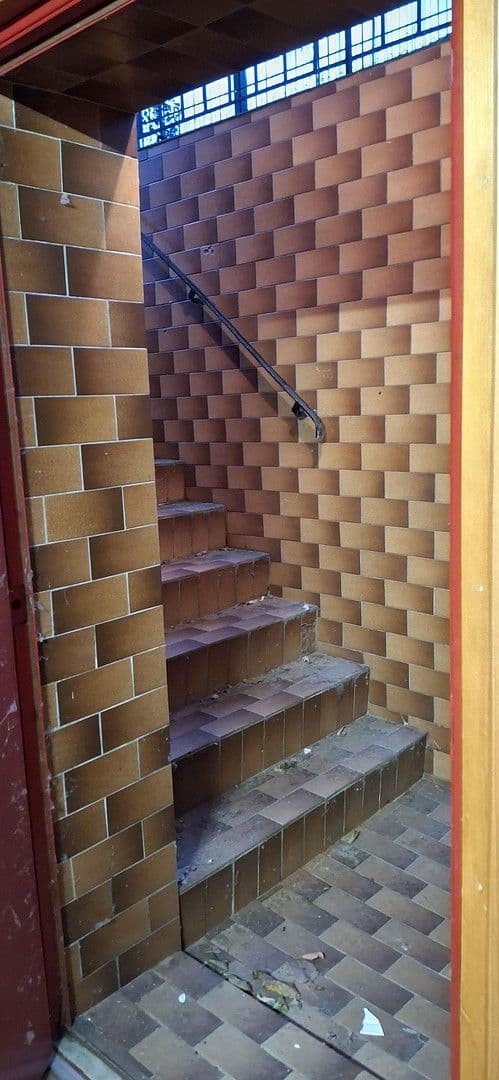 Prodej domu 142 m², pozemek 685 m², Hermann-Hesse-Straße 11, Linkenheim-Hochstetten, Bádensko-Württembersko Prodej domu 142 m², pozemek 685 m², Hermann-Hesse-Straße 11, Linkenheim-Hochstetten, Bádensko-Württembersko