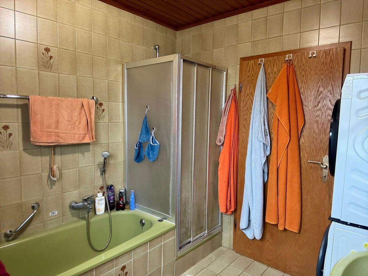 Prodej domu 142 m², pozemek 685 m², Hermann-Hesse-Straße 11, Linkenheim-Hochstetten, Bádensko-Württembersko Prodej domu 142 m², pozemek 685 m², Hermann-Hesse-Straße 11, Linkenheim-Hochstetten, Bádensko-Württembersko