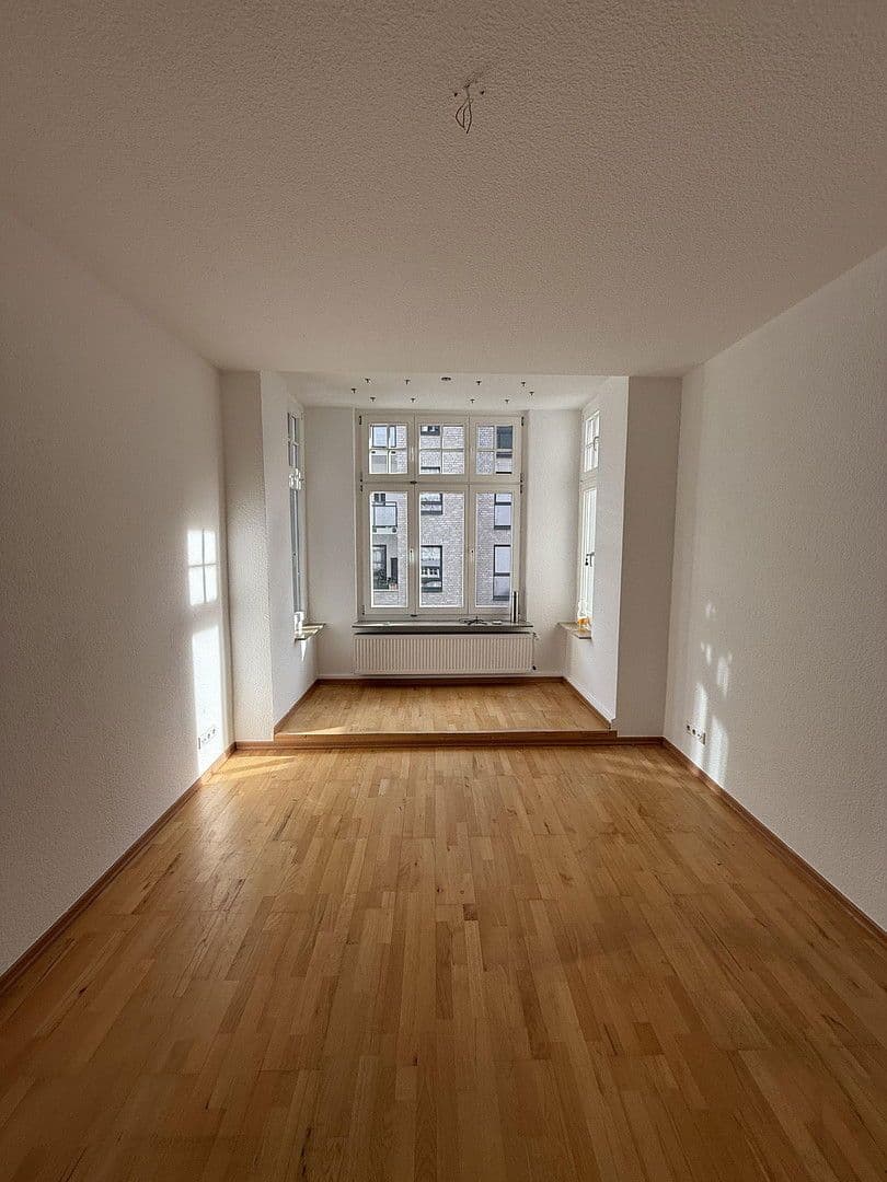 Pronájem bytu 4+1 110 m², Wuppertal, Severní Porýní-Vestfálsko Pronájem bytu 4+1 110 m², Wuppertal, Severní Porýní-Vestfálsko