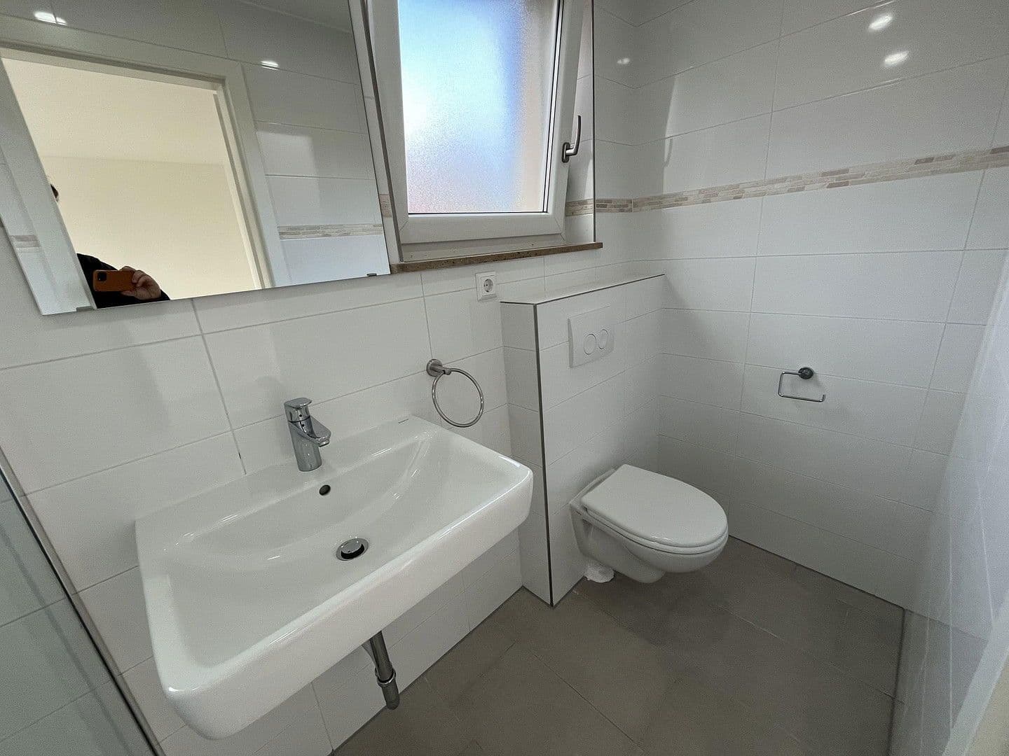 Pronájem bytu 2+1 28 m², Stuttgarter Str.18, Stuttgart, Bádensko-Württembersko Pronájem bytu 2+1 28 m², Stuttgarter Str.18, Stuttgart, Bádensko-Württembersko