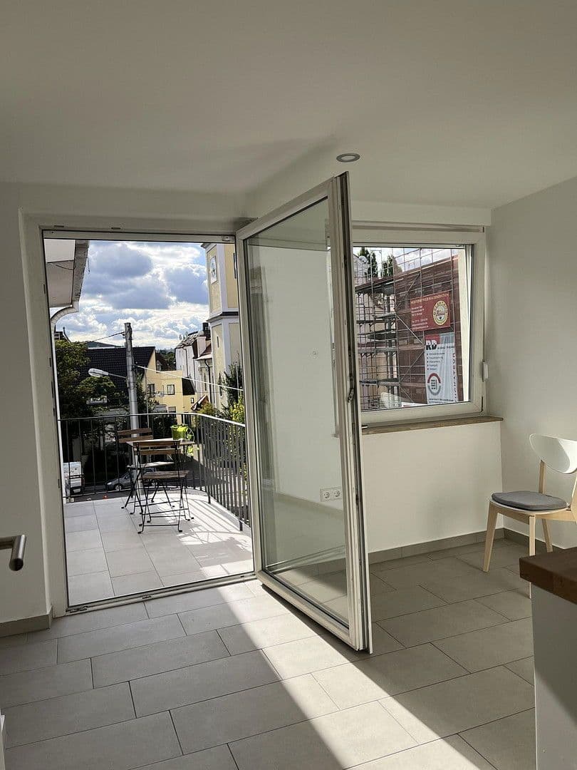 Pronájem bytu 2+1 28 m², Stuttgarter Str.18, Stuttgart, Bádensko-Württembersko Pronájem bytu 2+1 28 m², Stuttgarter Str.18, Stuttgart, Bádensko-Württembersko