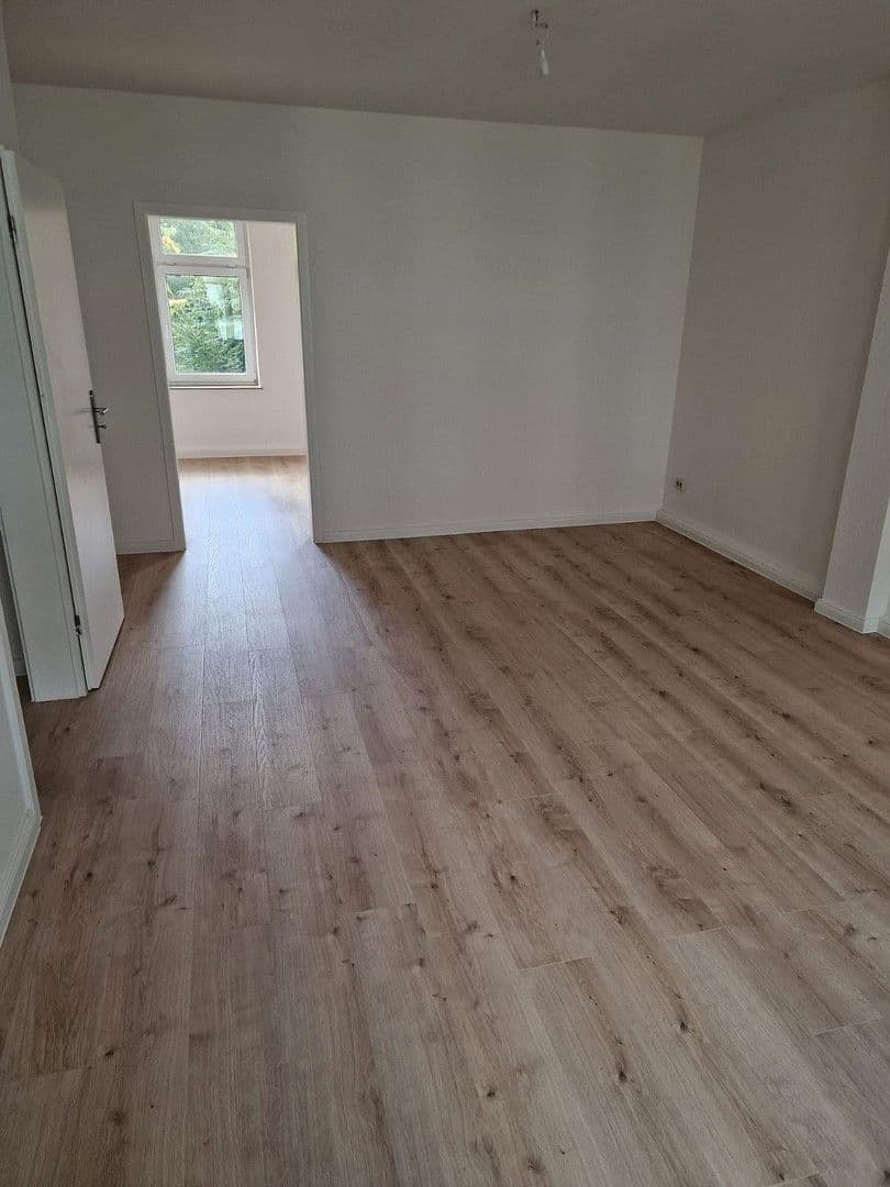 Pronájem bytu 2+1 57 m², Leipzig, Sasko Pronájem bytu 2+1 57 m², Leipzig, Sasko