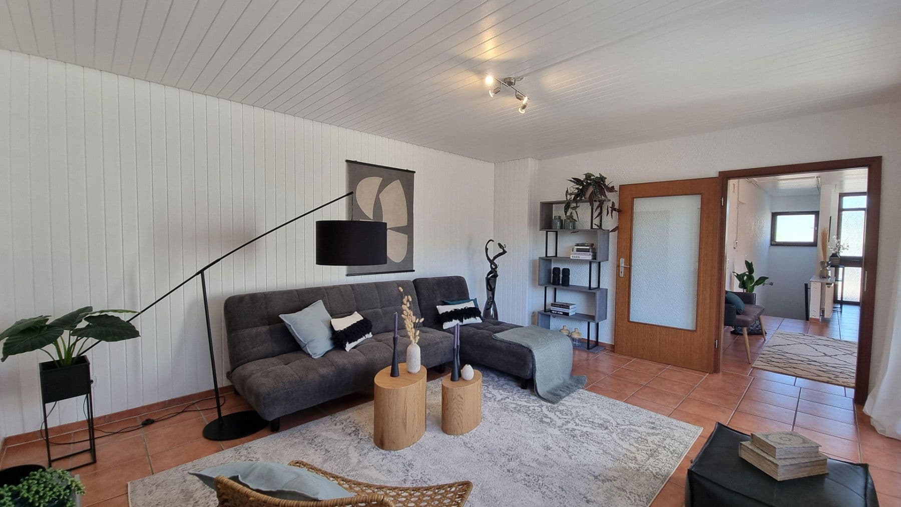 Prodej domu 207 m², pozemek 304 m², Ulmenweg 1/1, Mühlacker, Bádensko-Württembersko Prodej domu 207 m², pozemek 304 m², Ulmenweg 1/1, Mühlacker, Bádensko-Württembersko