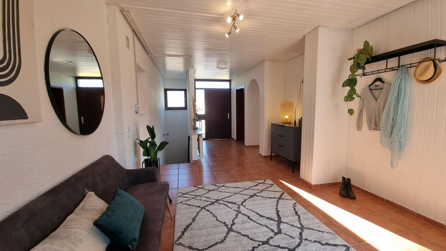 Prodej domu 207 m², pozemek 304 m², Ulmenweg 1/1, Mühlacker, Bádensko-Württembersko Prodej domu 207 m², pozemek 304 m², Ulmenweg 1/1, Mühlacker, Bádensko-Württembersko