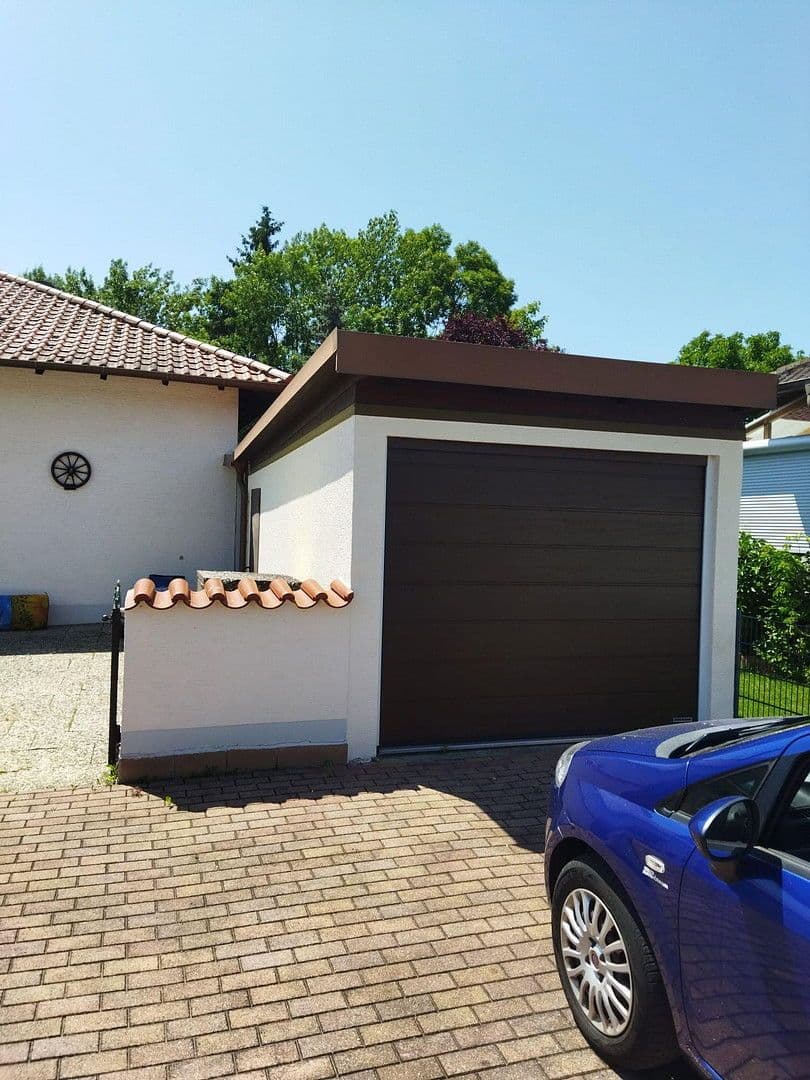 Prodej domu 200 m², pozemek 1.000 m², Loiching, Bavorsko Prodej domu 200 m², pozemek 1.000 m², Loiching, Bavorsko
