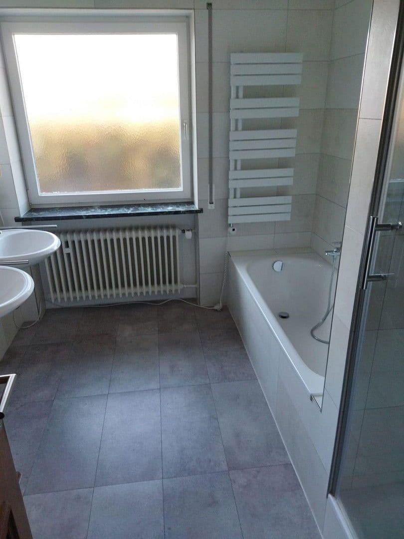 Prodej domu 200 m², pozemek 1.000 m², Loiching, Bavorsko Prodej domu 200 m², pozemek 1.000 m², Loiching, Bavorsko