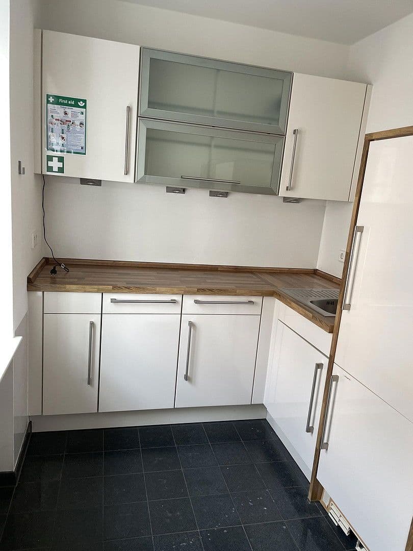 Pronájem kanceláře 414 m², München, Bavorsko Pronájem kanceláře 414 m², München, Bavorsko