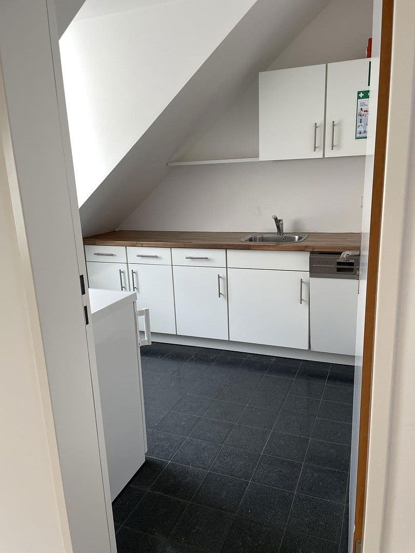 Pronájem kanceláře 414 m², München, Bavorsko Pronájem kanceláře 414 m², München, Bavorsko