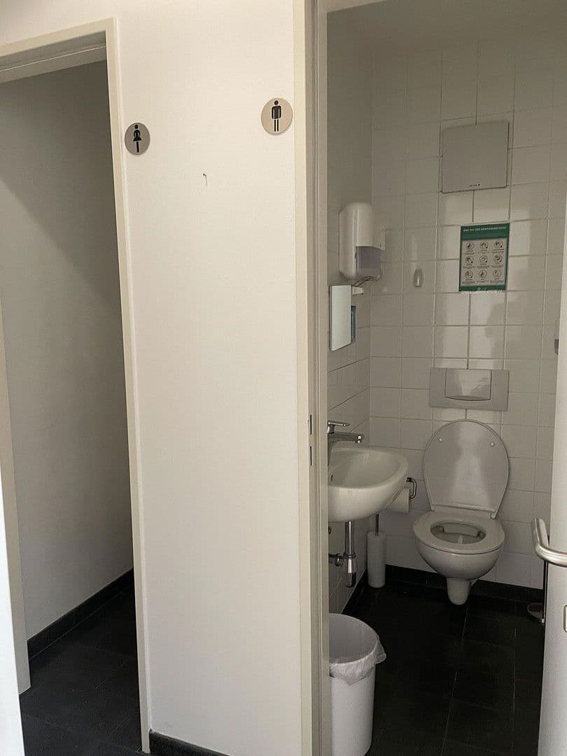 Pronájem kanceláře 414 m², München, Bavorsko Pronájem kanceláře 414 m², München, Bavorsko