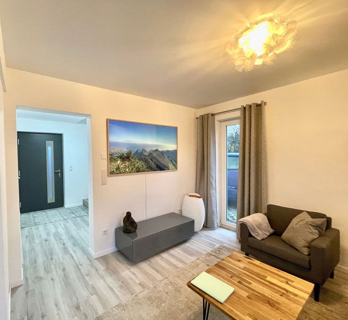 Pronájem domu 132 m², pozemek 280 m², Am Wiesengrunde 1a, Norderstedt, Šlesvicko-Holštýnsko Pronájem domu 132 m², pozemek 280 m², Am Wiesengrunde 1a, Norderstedt, Šlesvicko-Holštýnsko