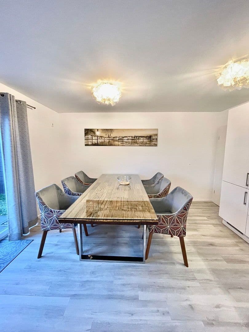 Pronájem domu 132 m², pozemek 280 m², Am Wiesengrunde 1a, Norderstedt, Šlesvicko-Holštýnsko Pronájem domu 132 m², pozemek 280 m², Am Wiesengrunde 1a, Norderstedt, Šlesvicko-Holštýnsko