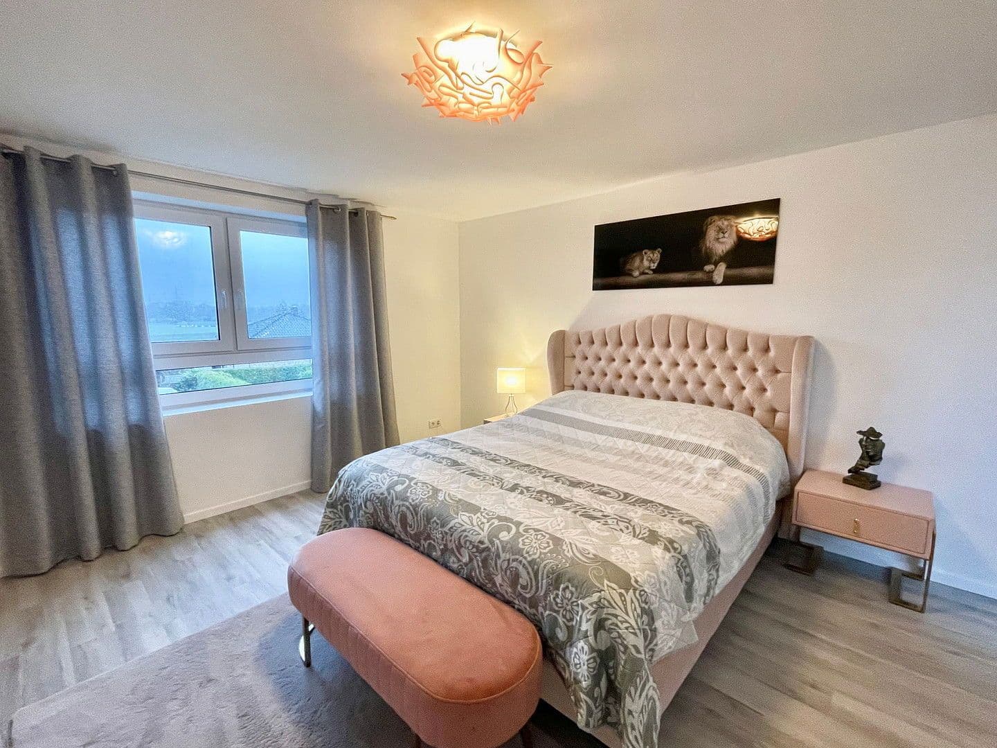 Pronájem domu 132 m², pozemek 280 m², Am Wiesengrunde 1a, Norderstedt, Šlesvicko-Holštýnsko Pronájem domu 132 m², pozemek 280 m², Am Wiesengrunde 1a, Norderstedt, Šlesvicko-Holštýnsko