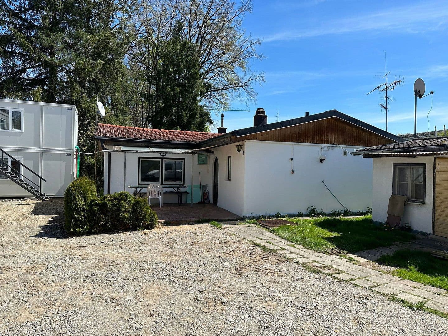 Pronájem domu 200 m², pozemek 750 m², Höhenkirchen, Bavorsko Pronájem domu 200 m², pozemek 750 m², Höhenkirchen, Bavorsko