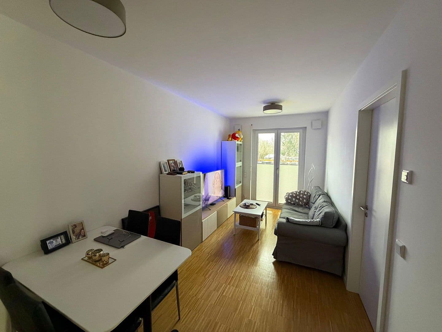 Pronájem bytu 2+kk 45 m², Frankfurt am Main, Hessen Pronájem bytu 2+kk 45 m², Frankfurt am Main, Hessen