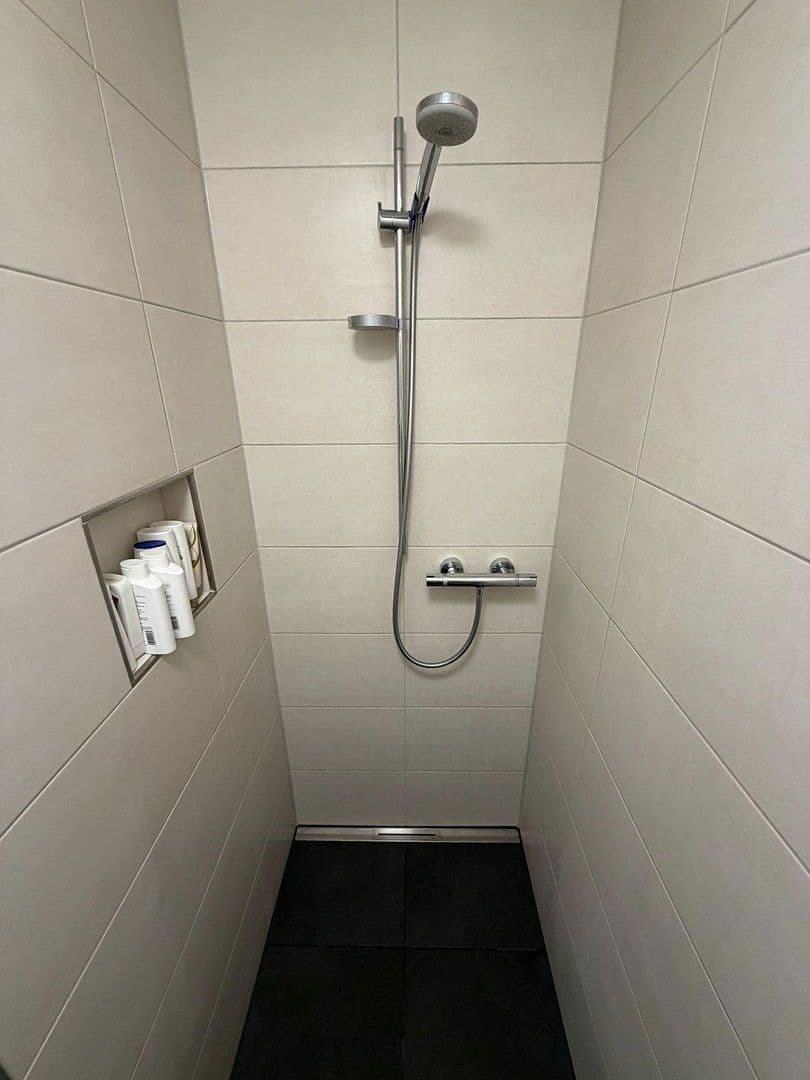 Pronájem bytu 2+kk 45 m², Frankfurt am Main, Hessen Pronájem bytu 2+kk 45 m², Frankfurt am Main, Hessen