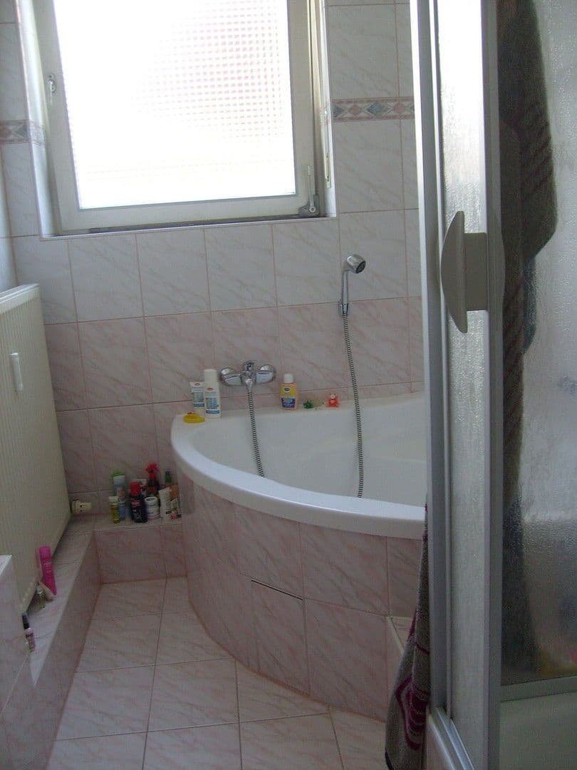 Pronájem bytu 40 m², Landau, Porýní-Falc Pronájem bytu 40 m², Landau, Porýní-Falc