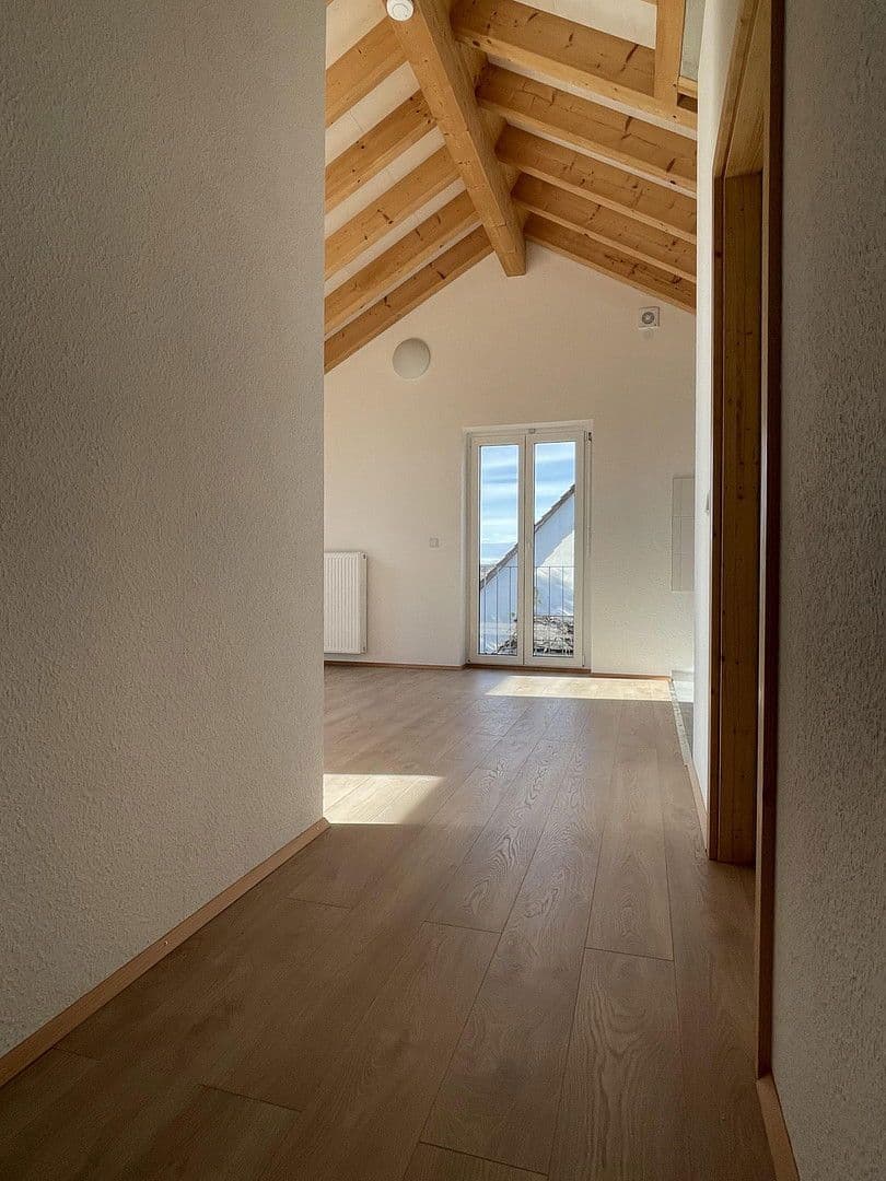 Pronájem bytu 3+kk 90 m², Frickenhausen, Bádensko-Württembersko Pronájem bytu 3+kk 90 m², Frickenhausen, Bádensko-Württembersko