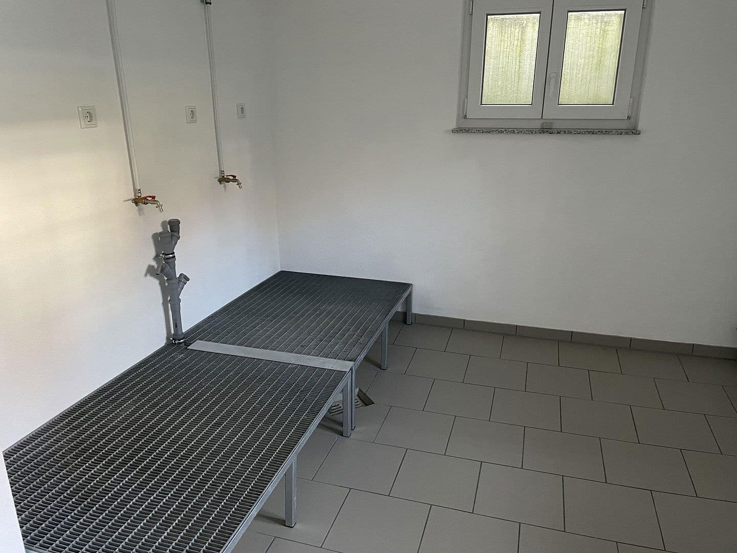 Pronájem bytu 3+kk 90 m², Frickenhausen, Bádensko-Württembersko Pronájem bytu 3+kk 90 m², Frickenhausen, Bádensko-Württembersko